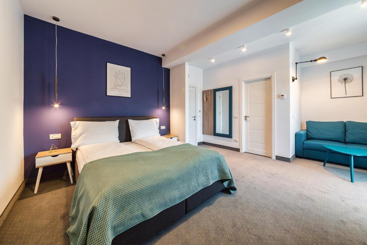 Saga Rooms Victoria  Exterior photo